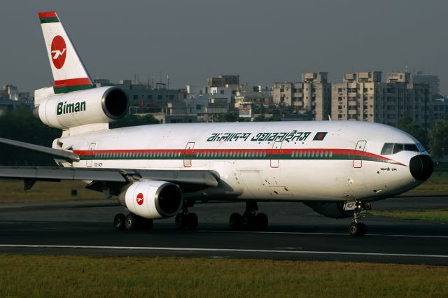 McDonnell Douglas DC-10 (S2-ACP)