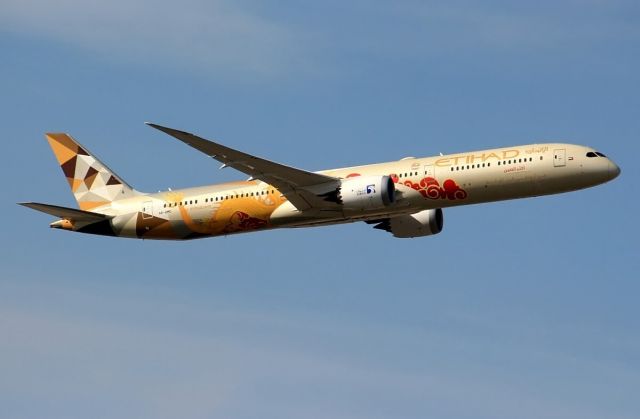 BOEING 787-10 Dreamliner (A6-BMD)