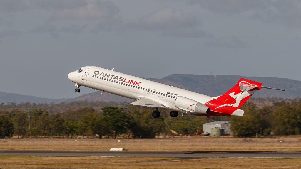 Boeing 717-200 (VH-YQS)