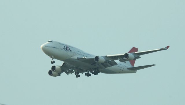 Boeing 747-200 —