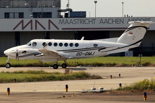 Beechcraft Super King Air 350 (OO-GMJ)