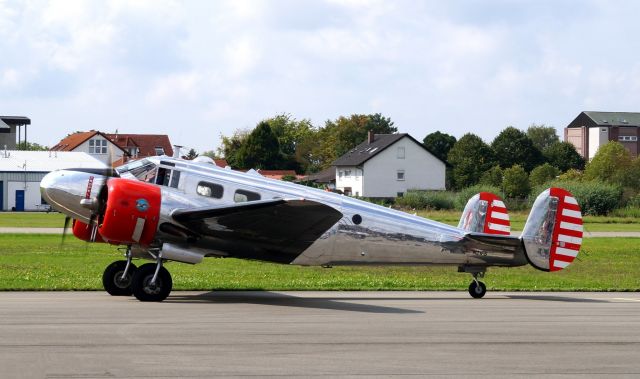 Beechcraft 18 (N21FS) - Airliner Classics