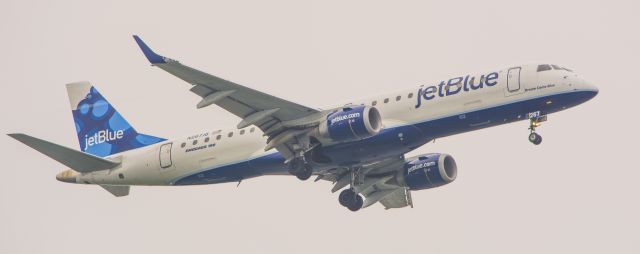 Embraer ERJ-190 (N267JB) - Dream Come Blue over South Boston