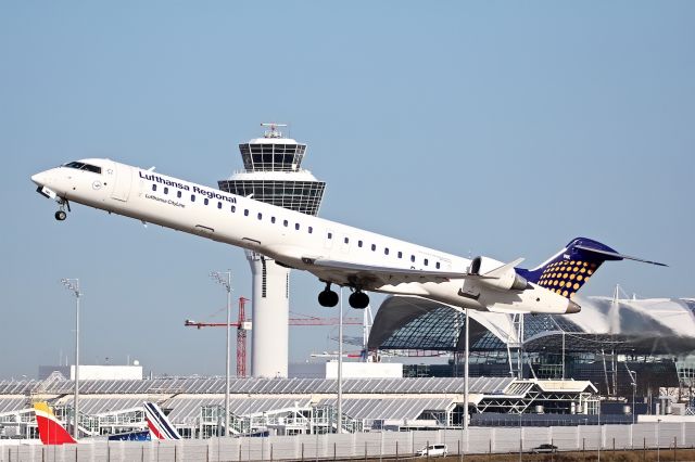 Canadair Regional Jet CRJ-900 (D-ACNK)