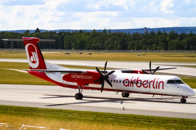 de Havilland Dash 8-200 (D-ABQD)