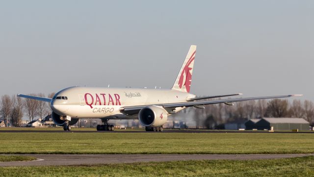 Boeing 777-200 (A7-BFH)