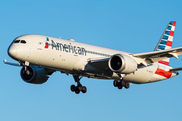 Boeing 787-9 Dreamliner (N841AN)