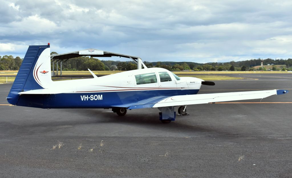 Mooney M-20 (VH-SOM) - Mooney M-20J 201 VH-SOM (msn 24-0884) at Wynyard Airport Tasmania. 4 January 2021.