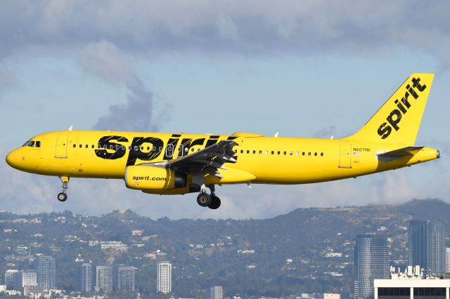 Airbus A320 (N607NK)