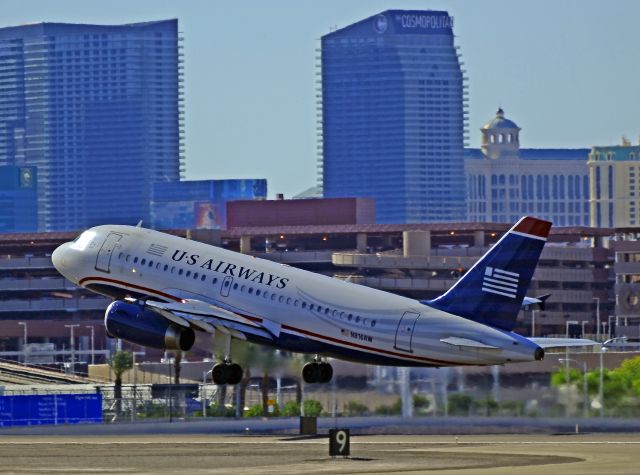 Airbus A319 (N816AW) - US Airways Airbus A319-132 N816AW (cn 1350)  Las Vegas - McCarran International (LAS / KLAS) USA - Nevada, May 26, 2011 Photo: Tomás Del Coro