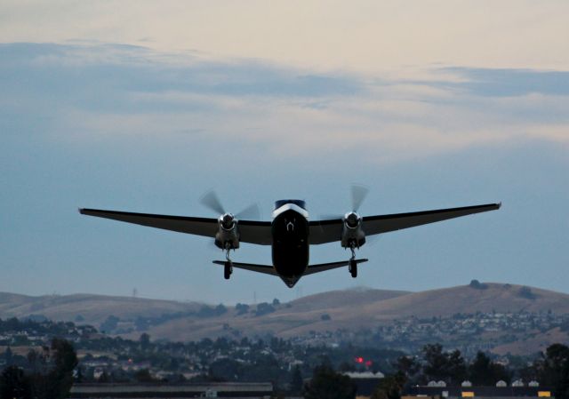 Gulfstream Aerospace Jetprop Commander (N224EZ)