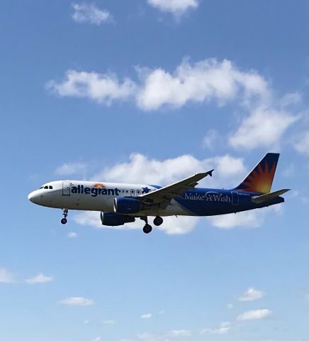 Airbus A320 (N218NV) - Runway 25 arrival! In the Make A Wish livery! 6/26/22.