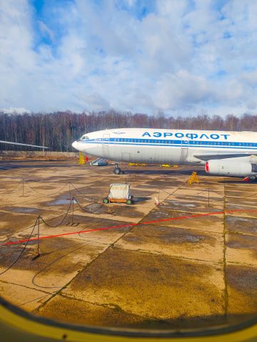 Ilyushin Il-87 (RA-86103)