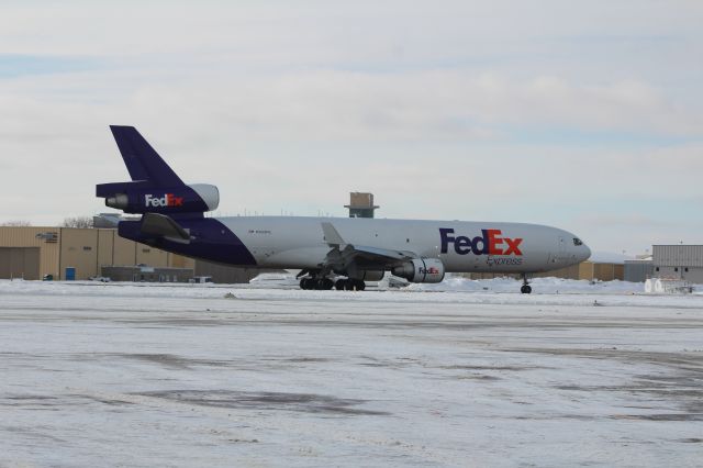 Boeing MD-11 (N623FE)