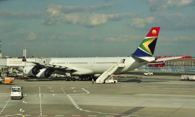Airbus A340-600 (ZS-SND) - South African Airways Airbus A340-642 ZS-SND in Frankfurt 