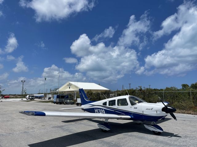 Piper Cherokee (HI309) - George Town Exuma Int’l Airport