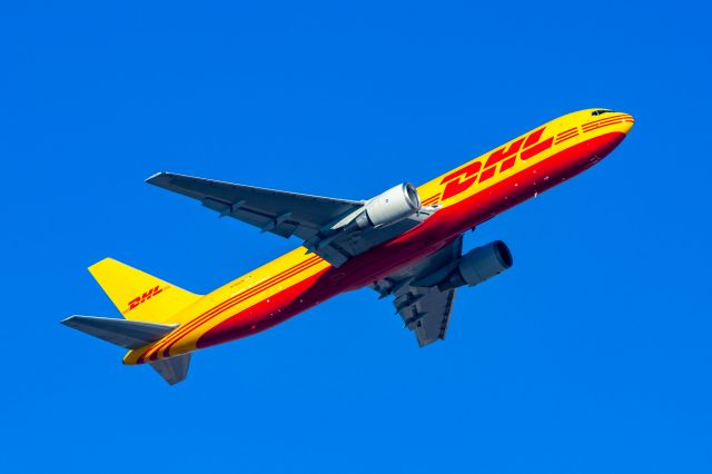 BOEING 767-300 (N760CK) - ABX Air 767-300 taking off from PHX on 12/8/22. Taken with a Canon R7 and Tamron 70-200 G2 lens.