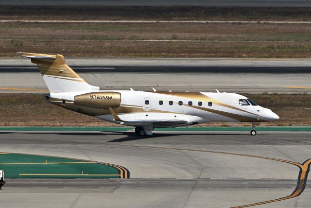 Embraer Legacy 550 (N782MM)