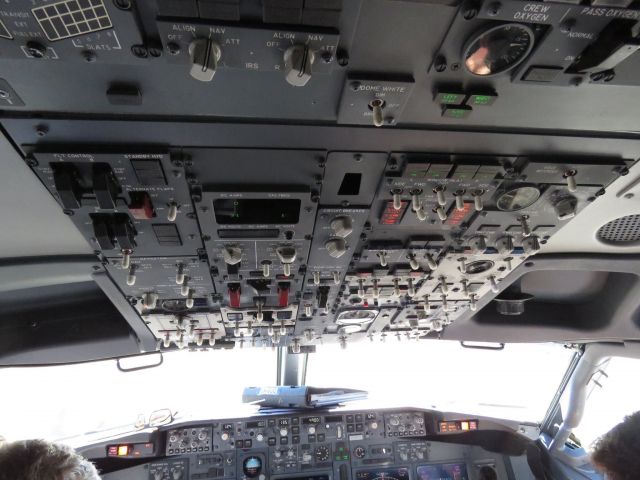 Boeing 737-800 (VH-VUQ)