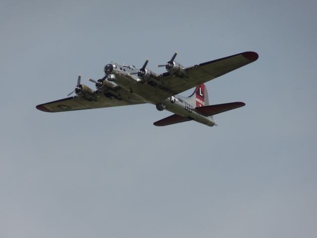 Boeing B-17 Flying Fortress —