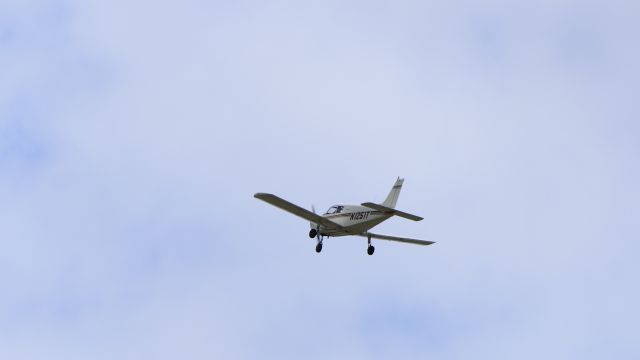 Piper Cherokee (N1251T)