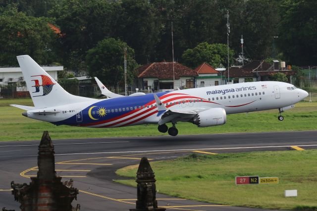 Boeing 737 MAX 8 (9M-MVI) - "Malaysia Negaraku" livery