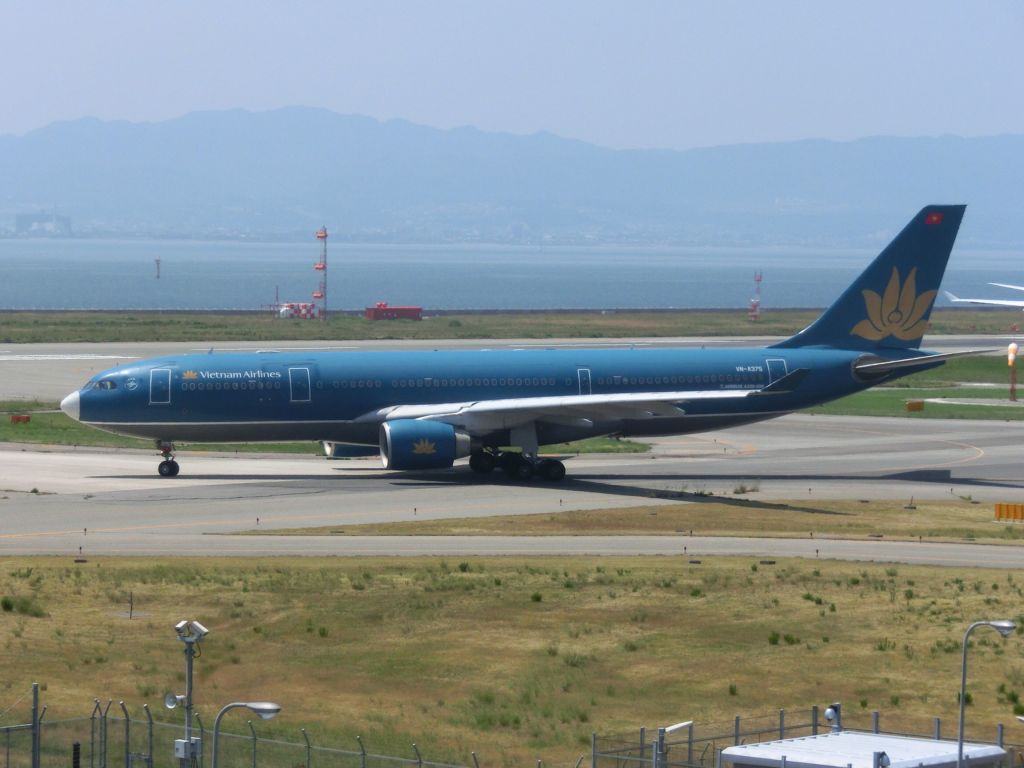 Airbus A330-200 (VN-A375)