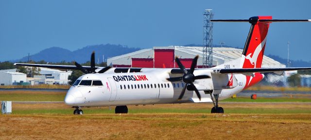 de Havilland Dash 8-400 (VH-QOJ)