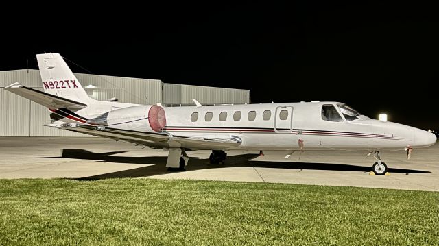 Cessna Citation V (N922TX) - Wheeler Trailers 2008 Cessna 560 Citation Encore+ spending its night on the FBO. 6/1/22. 