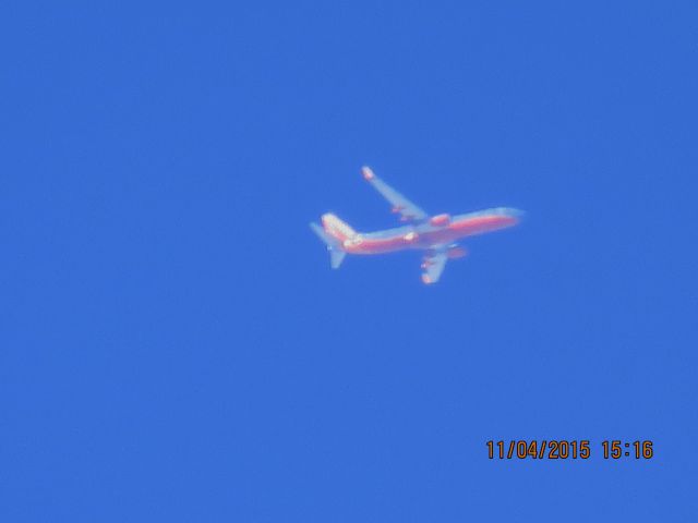 Boeing 737-800 (N8308K)