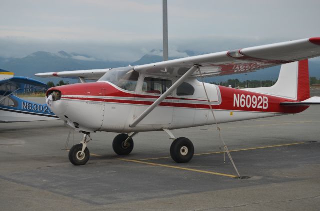 Cessna Skyhawk (N6092B) - Long term parking at Merrill Field