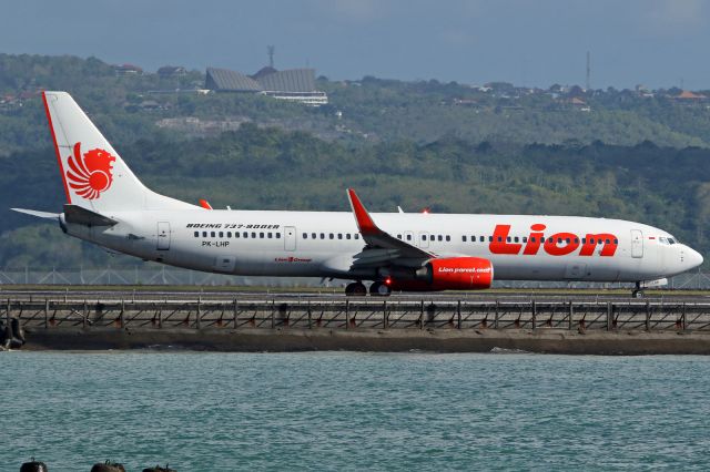Boeing 737-700 (PK-LHP)