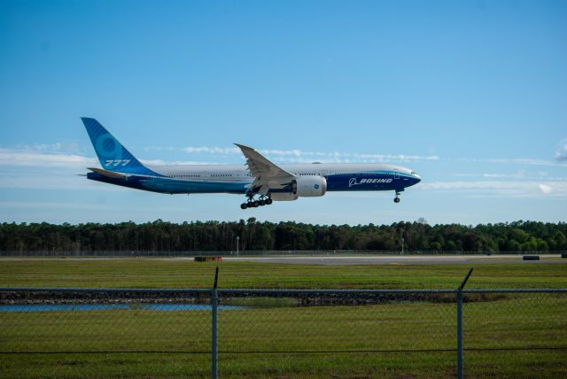 BOEING 777-9 (N779XX)