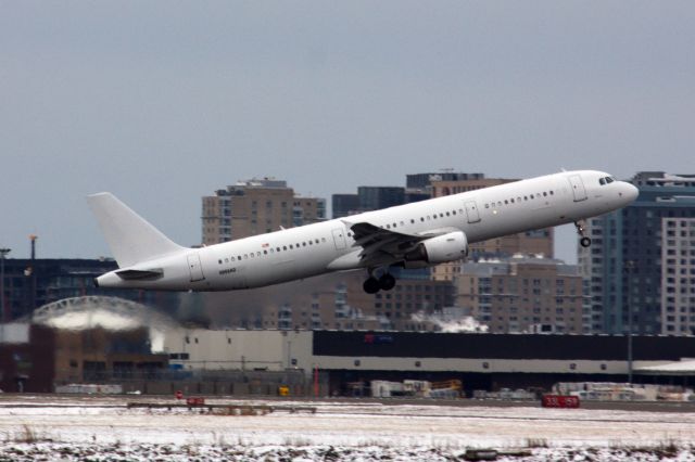 Airbus A321 (N966AD)