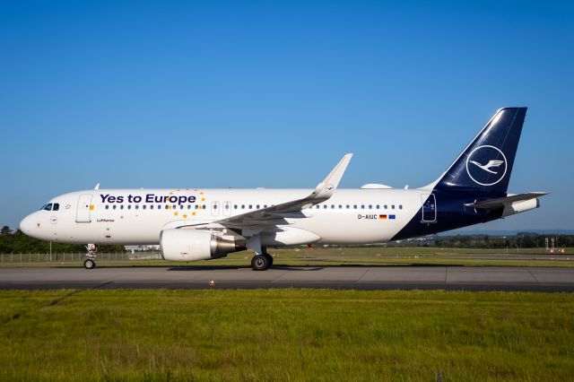 Airbus A320 (D-AIUC)