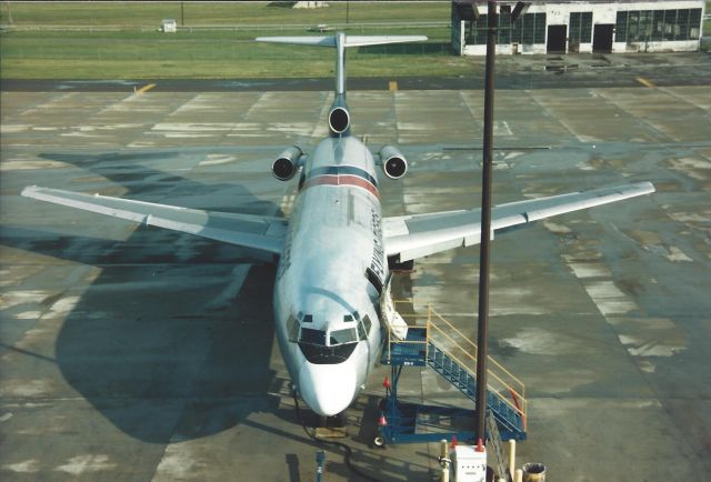 Boeing 727-100 (N941FT)