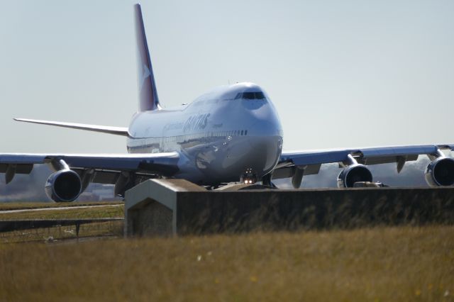 Boeing 747-200 (VH-OJU)