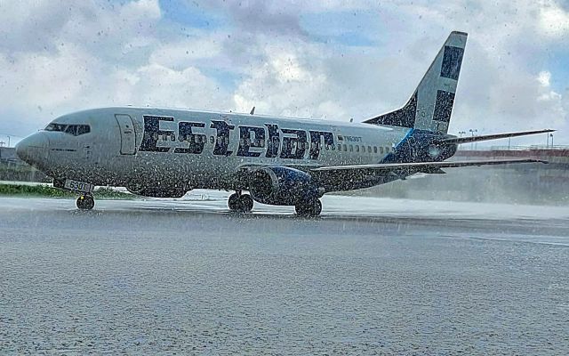 BOEING 737-300 (YV-630T)
