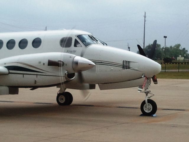 Beechcraft Super King Air 200 (N42FC)