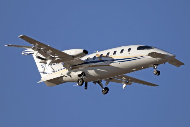 Piaggio P.180 Avanti (N194SL) - PBI Jan 20, 2012