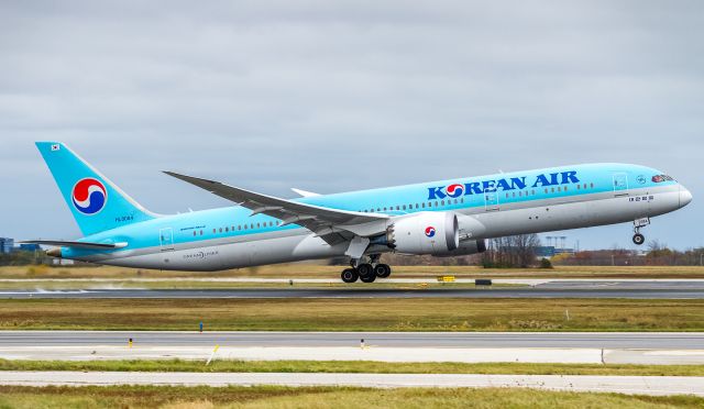Boeing 787-9 Dreamliner (HL8084)