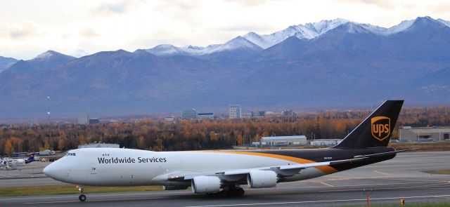 BOEING 747-8 (N610UP)