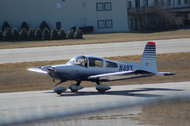 Grumman AA-5 Tiger (N49T) - Taxiing to Depart