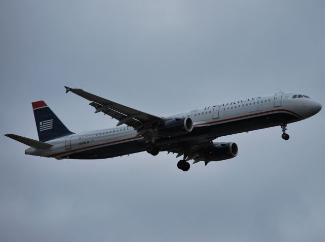 Airbus A321 (N538UW) - Final for 36R - 9/18/11
