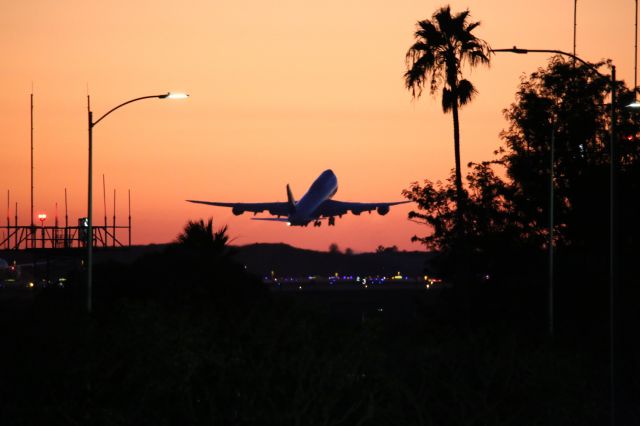 BOEING 747-8 (D-ABYS)