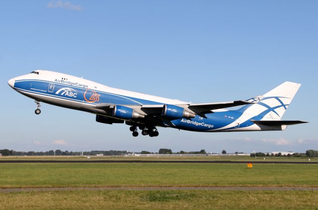 Boeing 747-400 (VP-BIG)