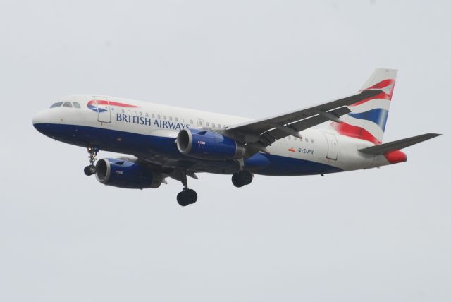 Airbus A319 (G-EUPX)