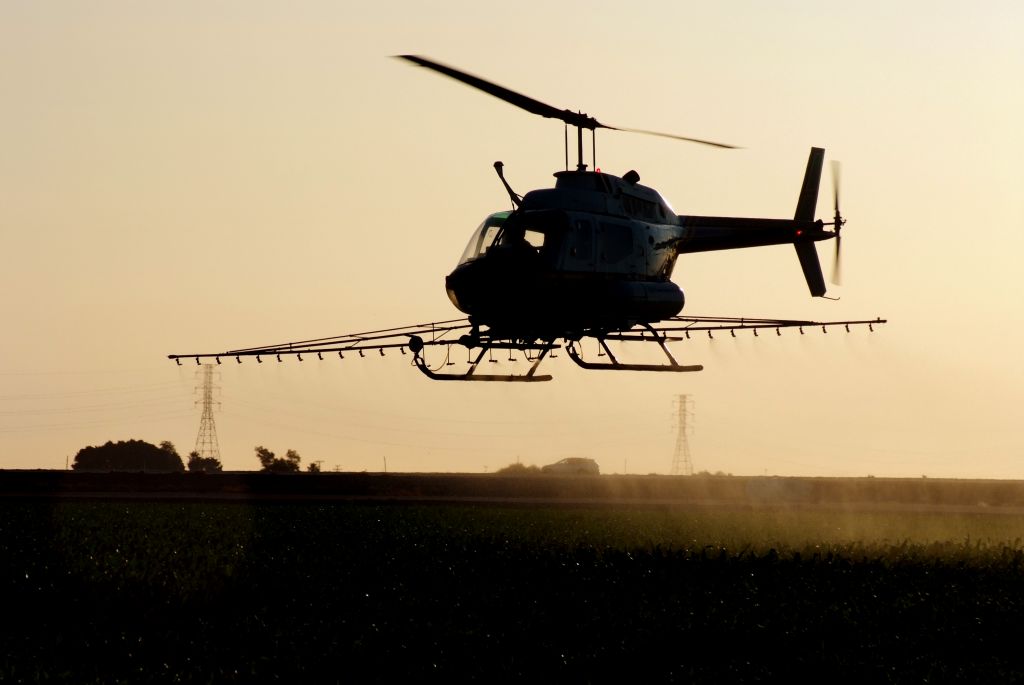 N288NS — - Field Spraying Corn Imperial Valley, California