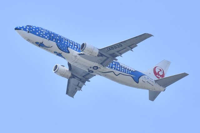 BOEING 737-400 (JA8939)