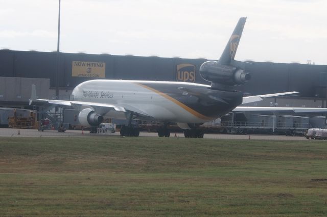 Boeing MD-11 (N272UP)